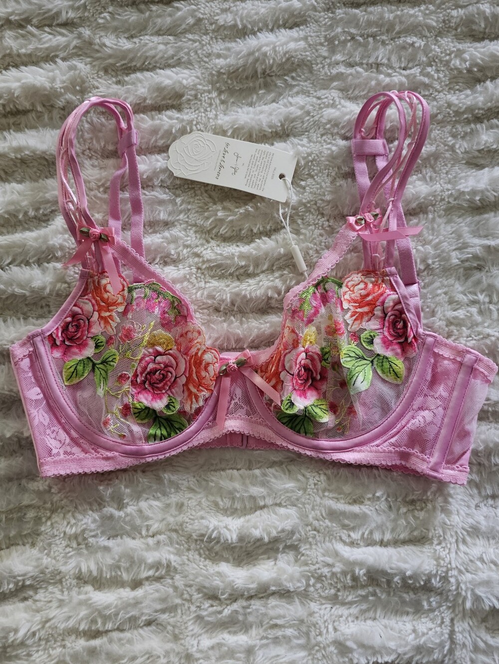 For Love And Lemons Needle Point Roses Set Small - Picture 11 of 15